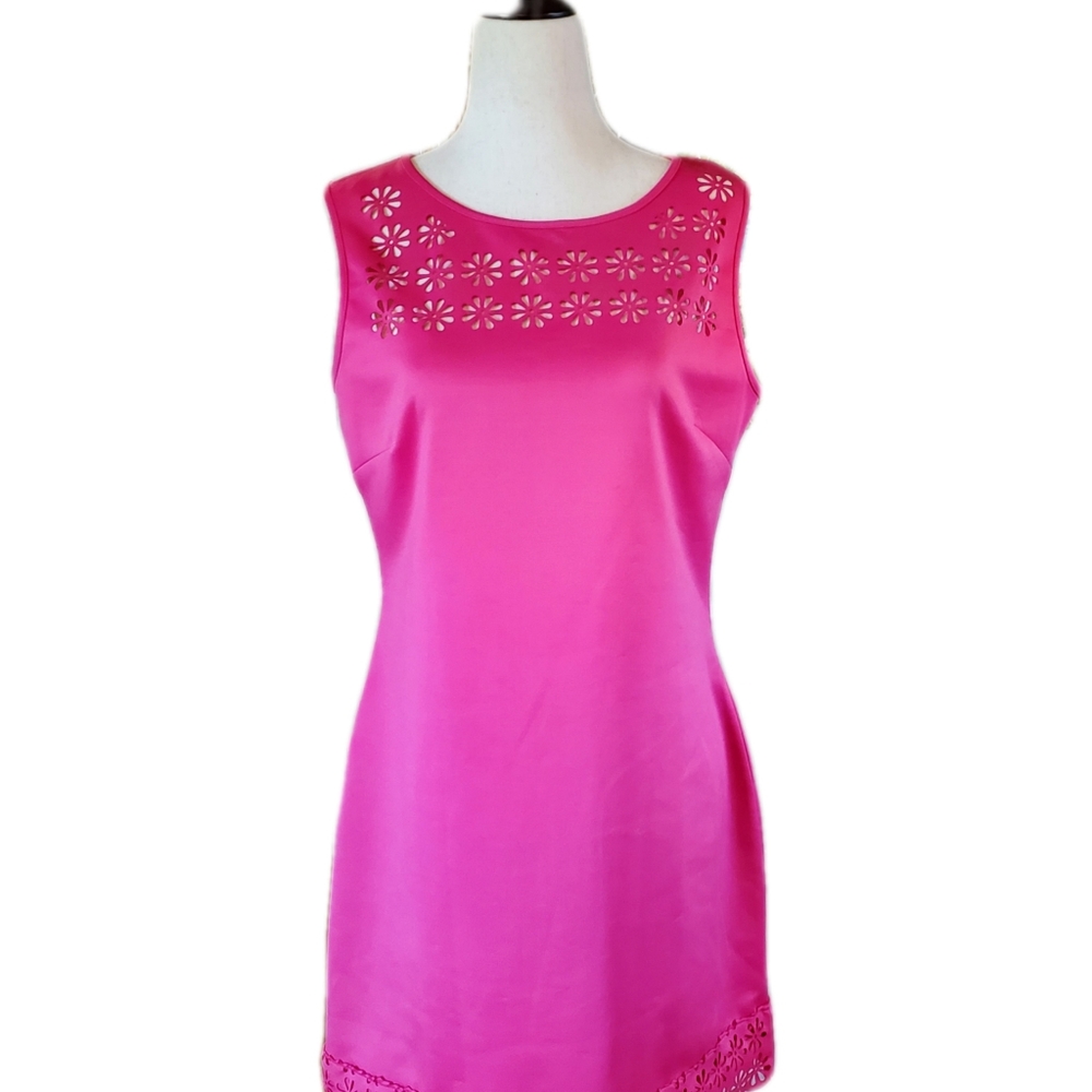 VOLUME ONE JUNIORS LAZER CUT FUSHIA PINK SLEEVELESS SHIFT DRESS SIZE XL